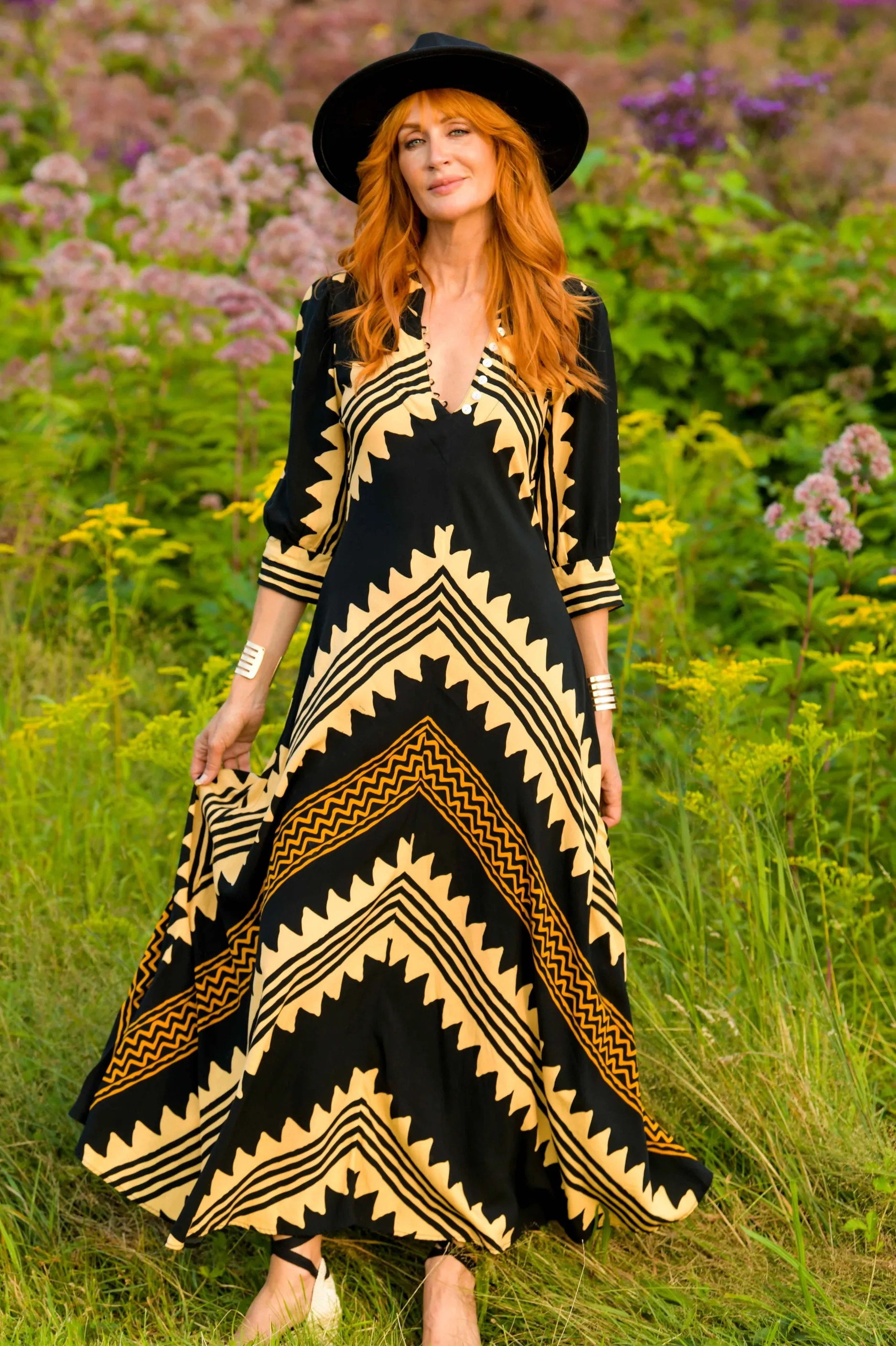 Daphne Dress / Khaki Zig Zag