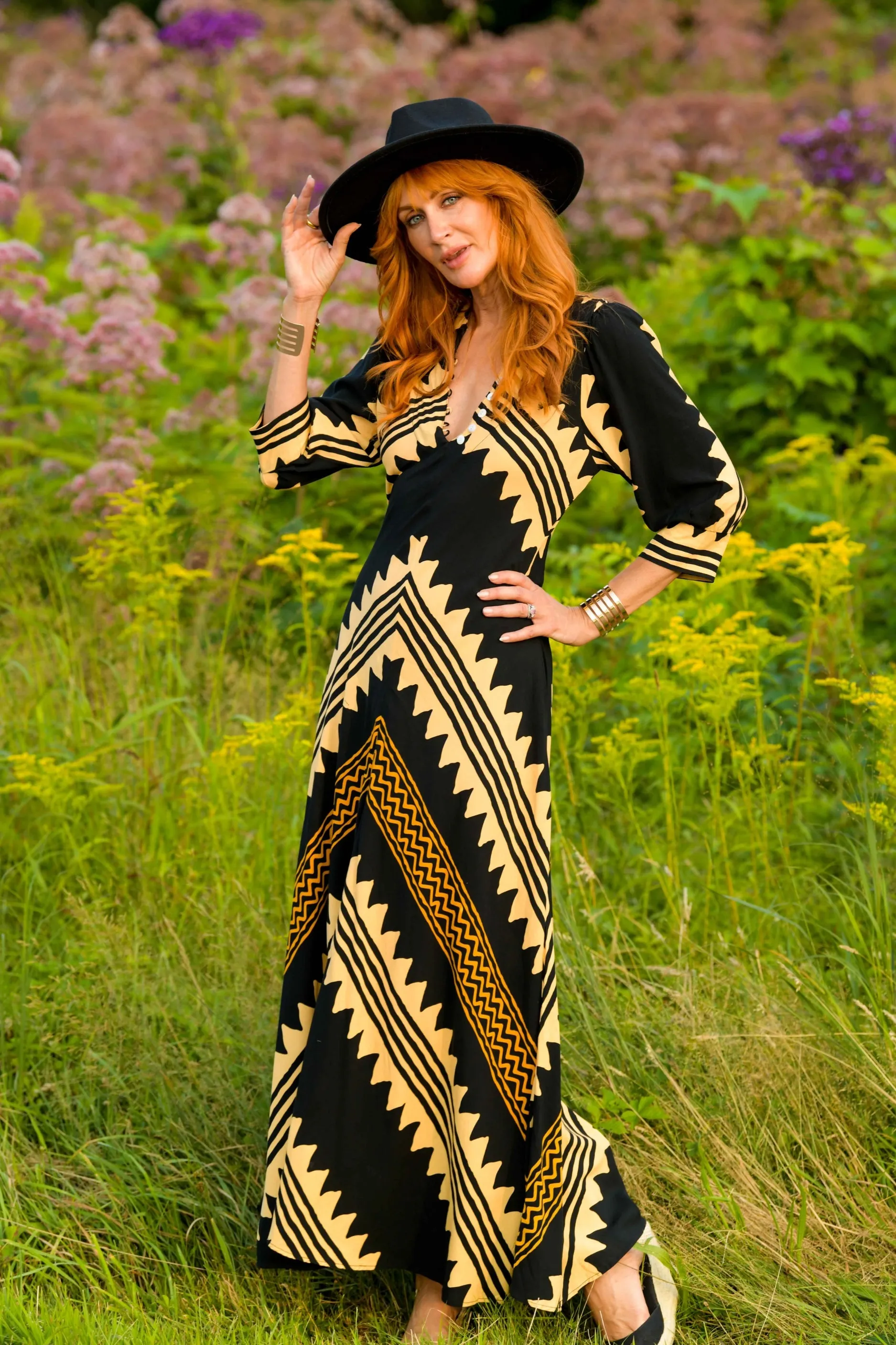 Daphne Dress / Khaki Zig Zag