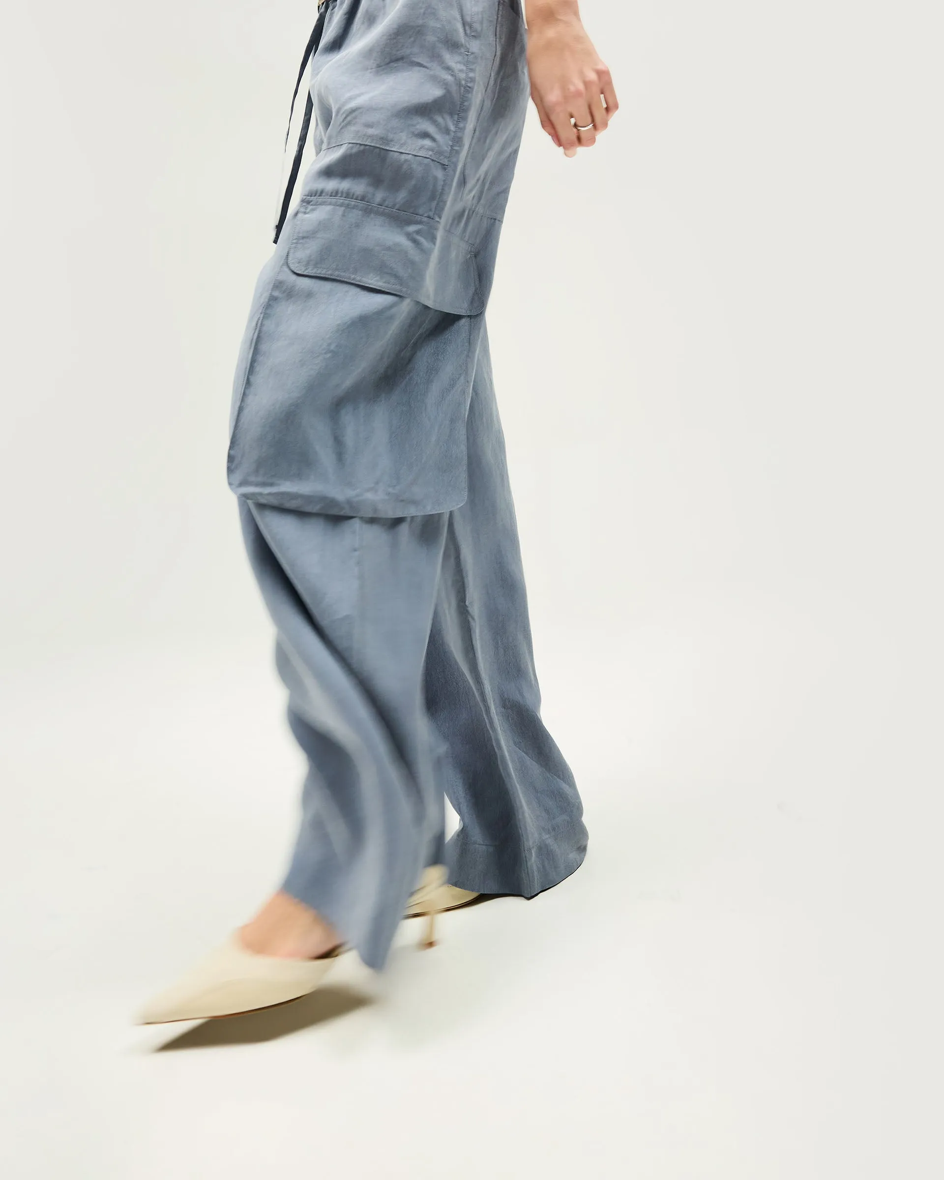Elevate Cargo - Steel Blue