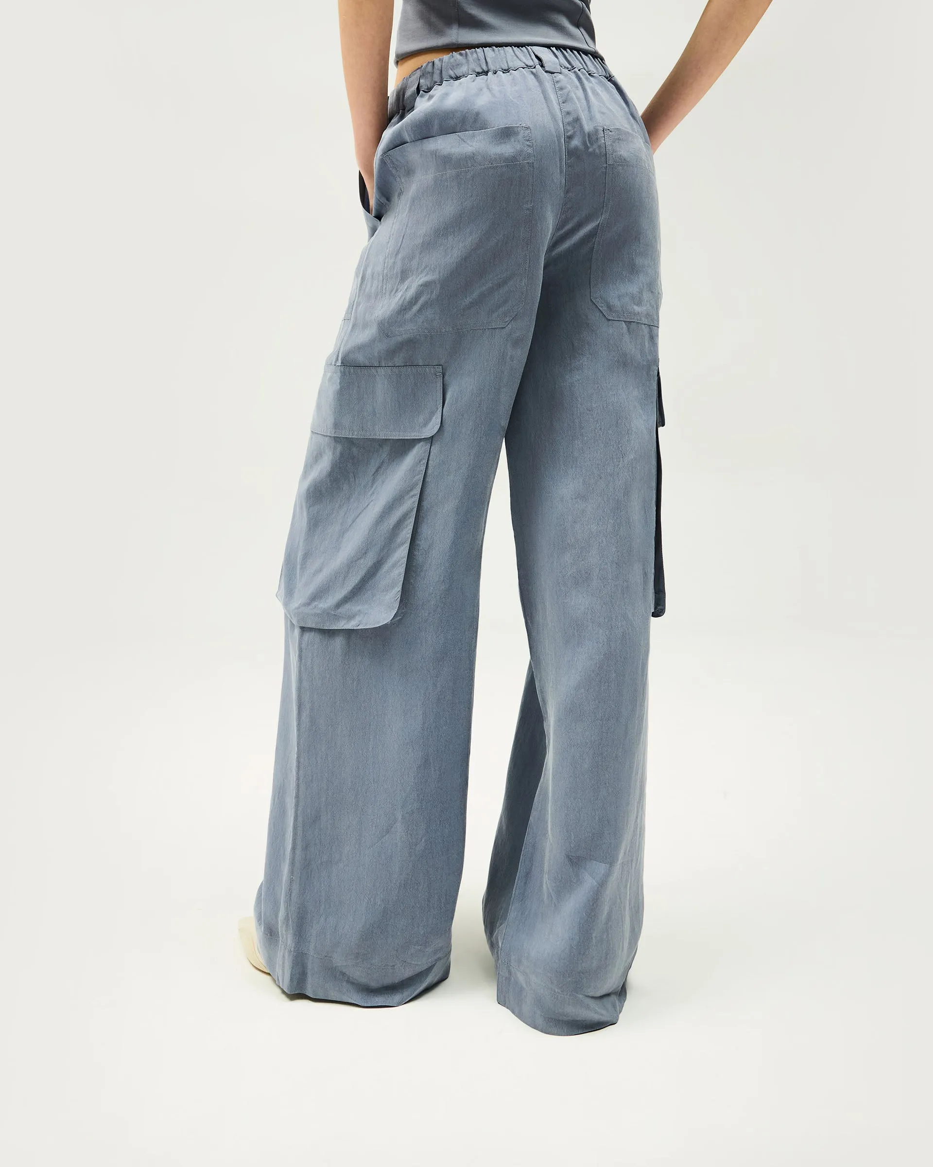 Elevate Cargo - Steel Blue