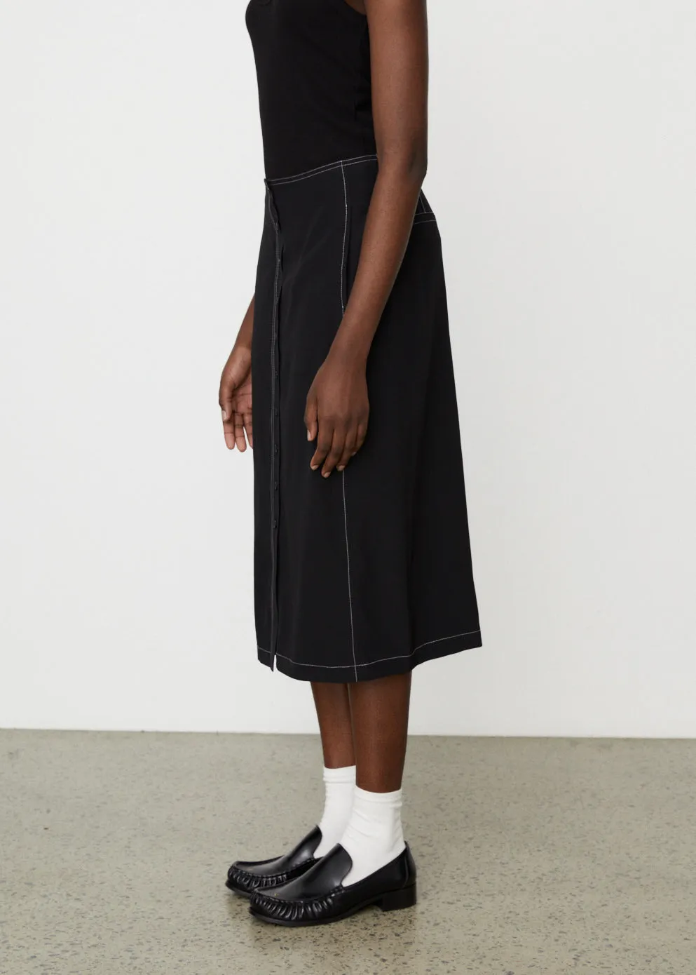 H-Line Button Skirt