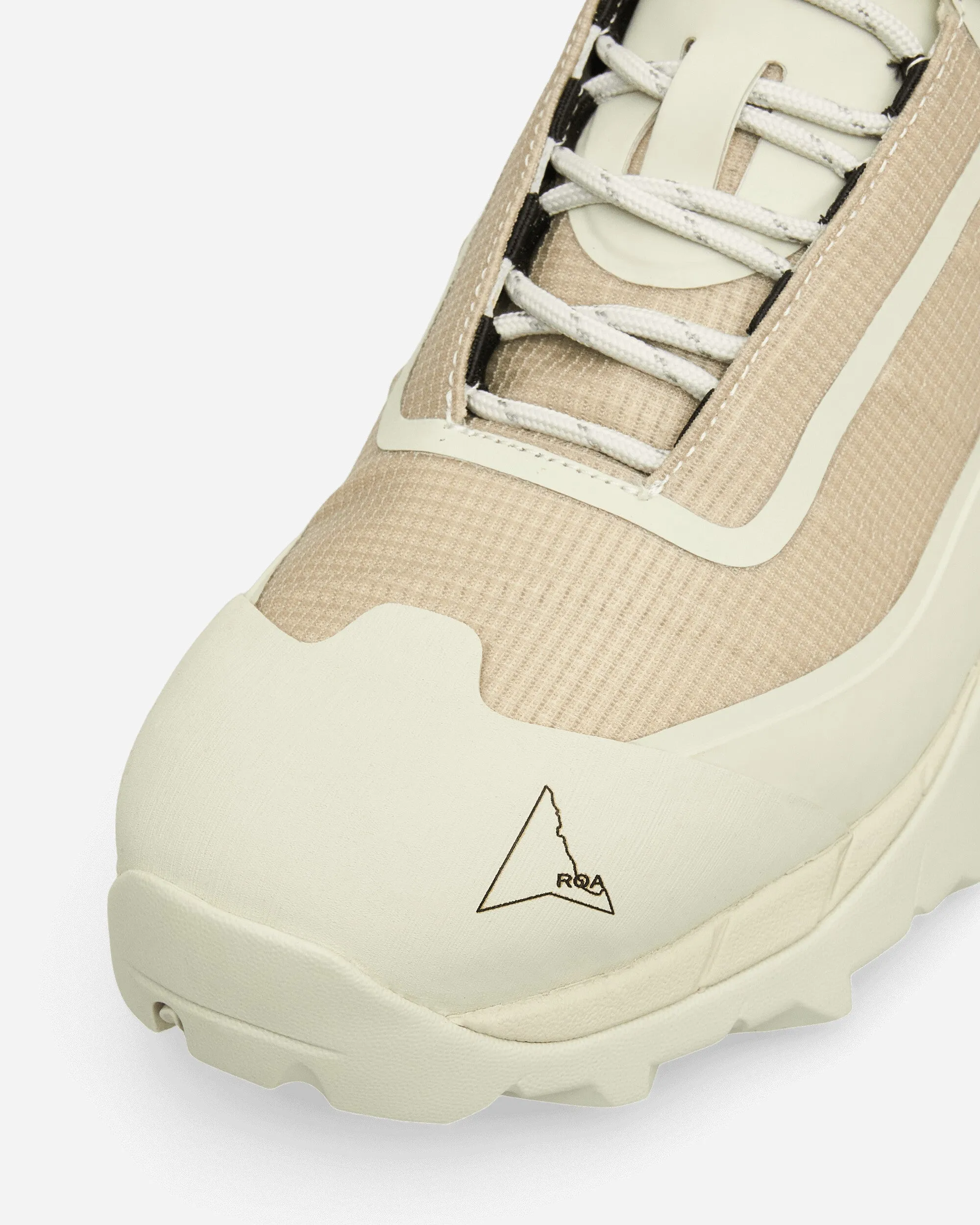 Katharina Light Boots Off White