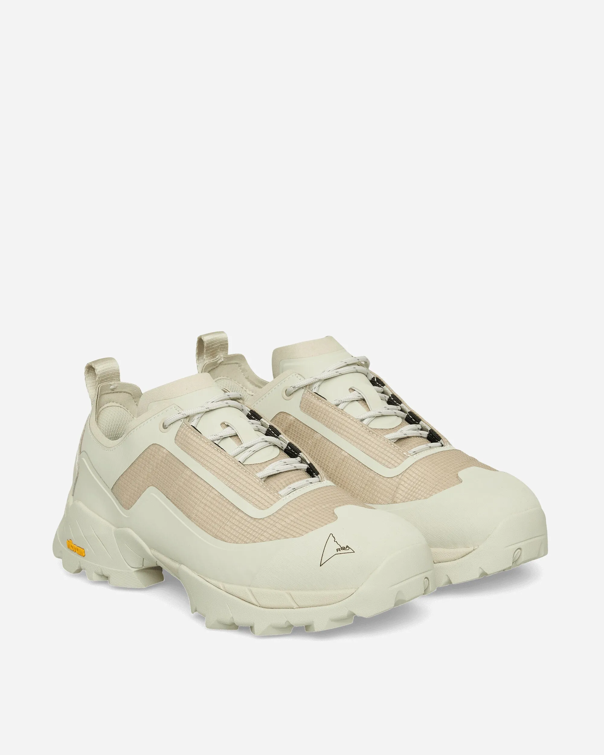 Katharina Light Boots Off White