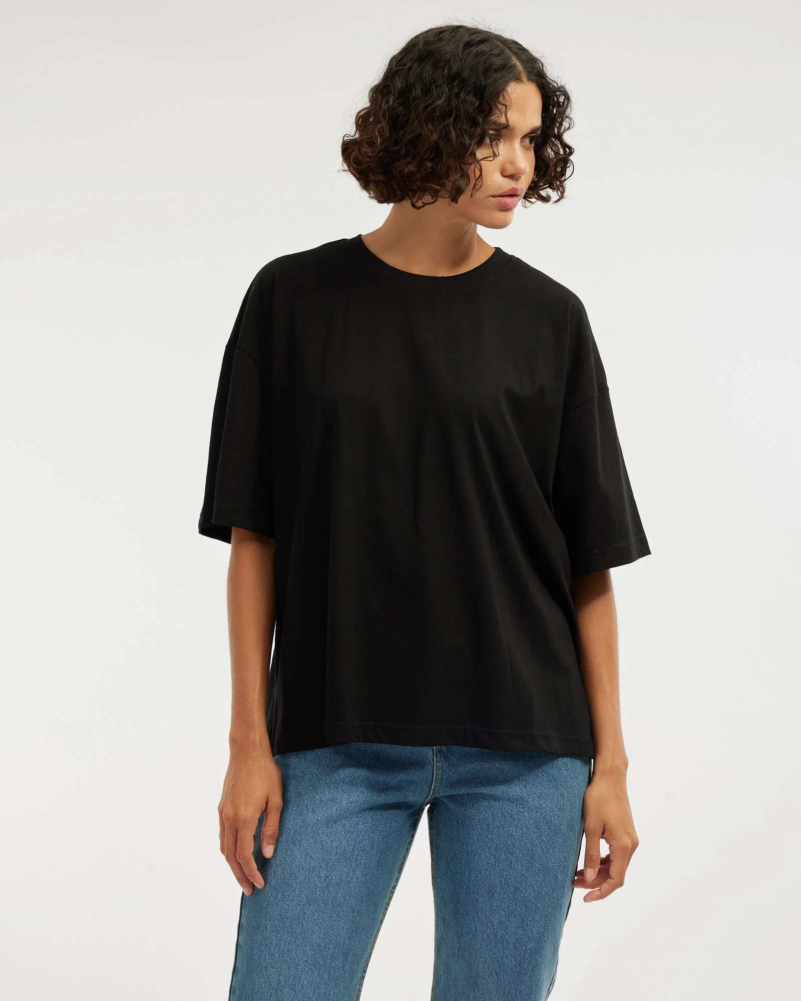 Leah Boyfriend Tee - Black