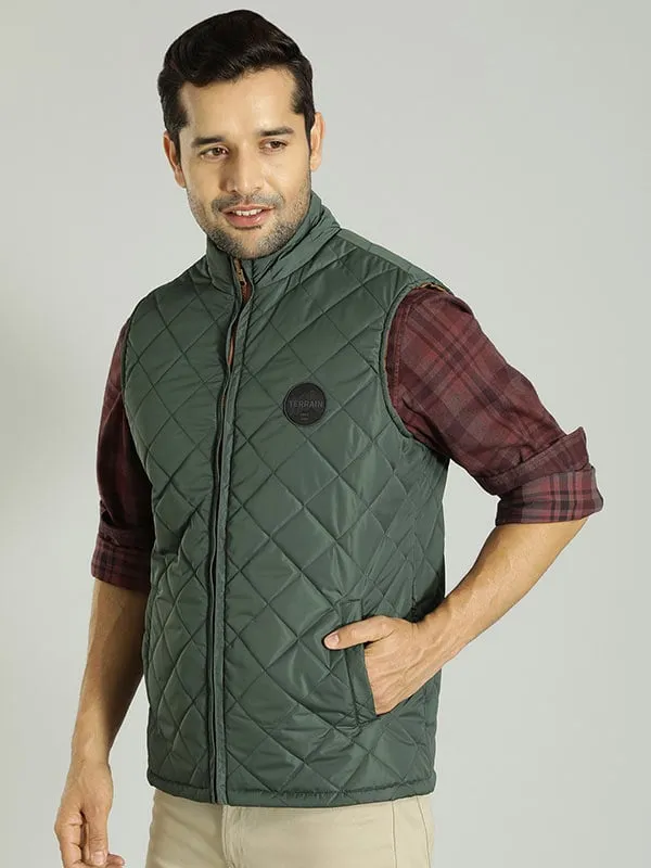 Men Solid Sleeveless Gilet Jacket