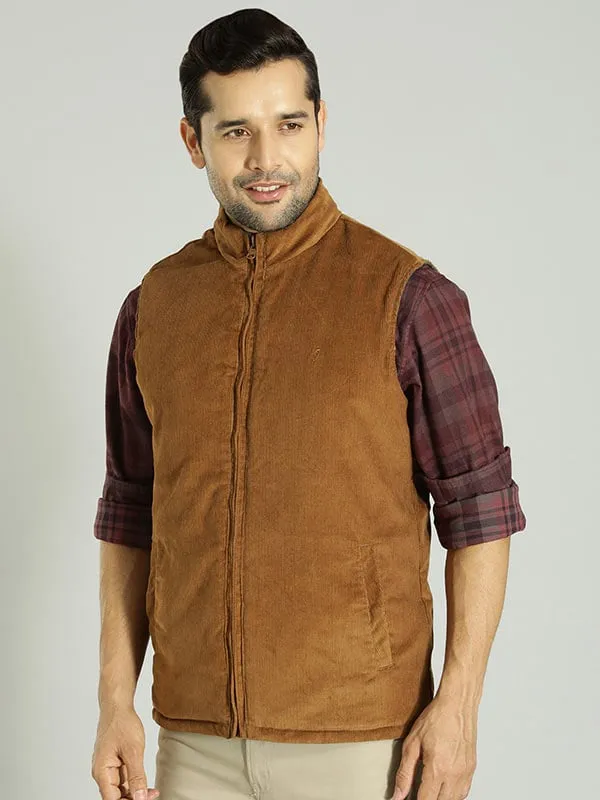 Men Solid Sleeveless Gilet Jacket