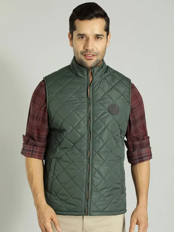 Men Solid Sleeveless Gilet Jacket