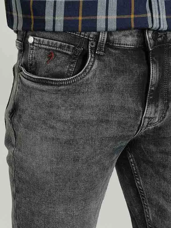 Men Trenton Fit Stretchable Jeans