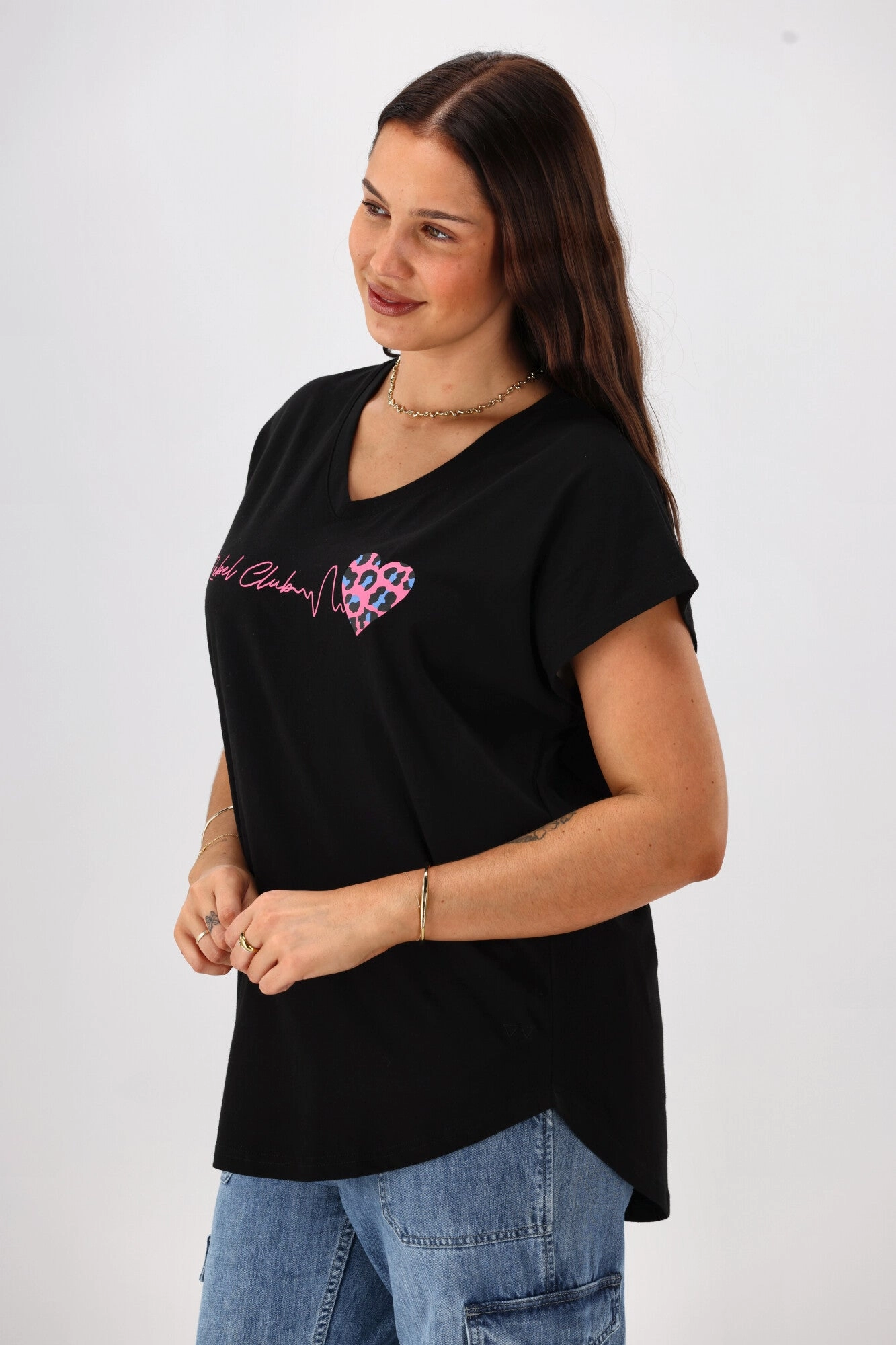 Rebel Club Heartbeat V Tee Black Pre-Order Due Late May