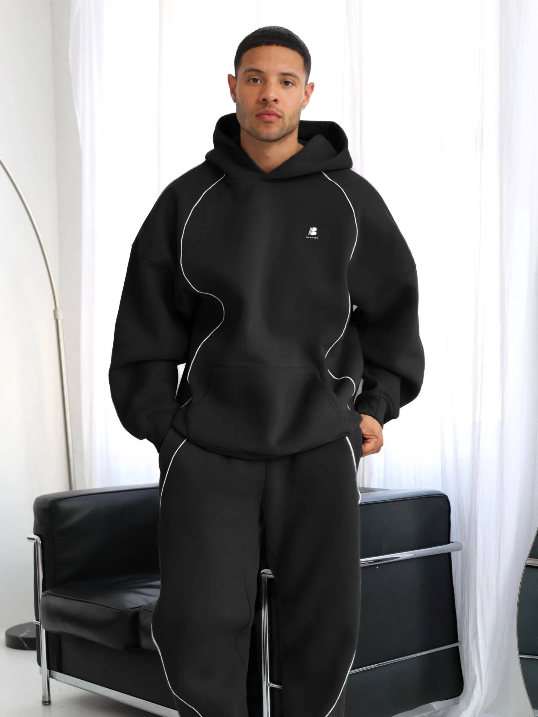 Seam Relaxed Sweatpants - Black