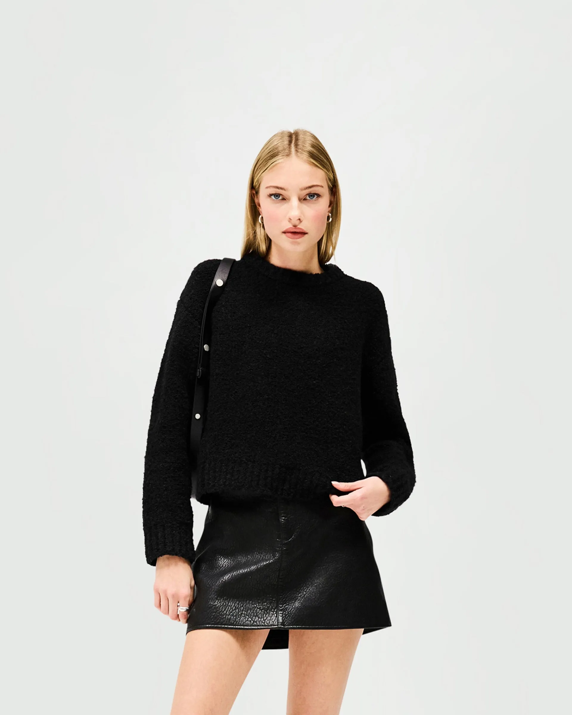 Spin Sweater - Jet Black
