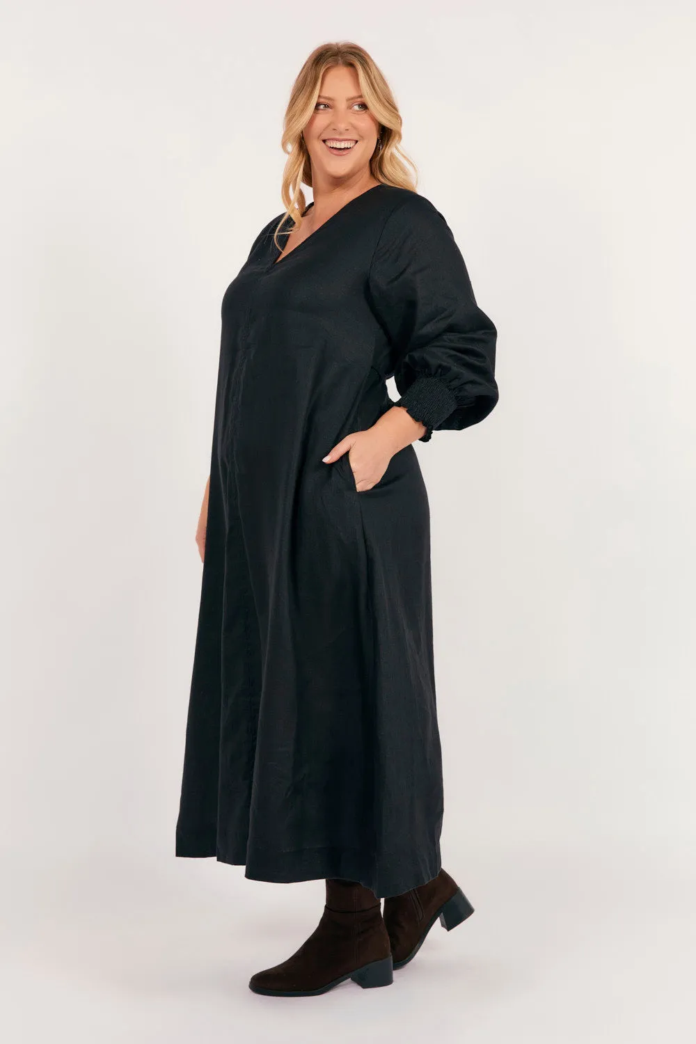 Tamara Long Sleeve Linen Dress in Black