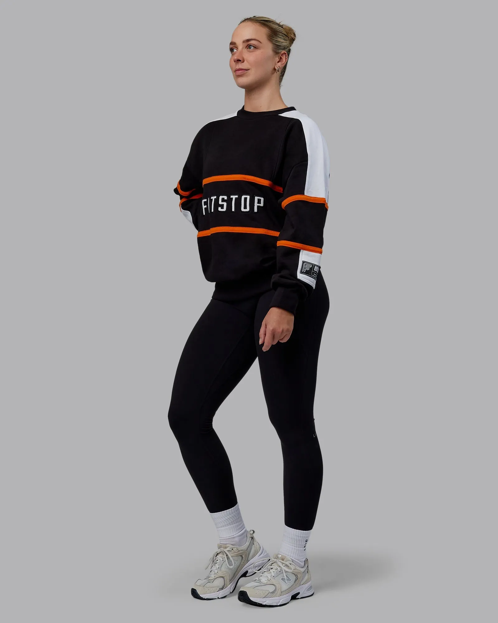 Unisex Fit Stop Move More Sweater Oversize - Black-White