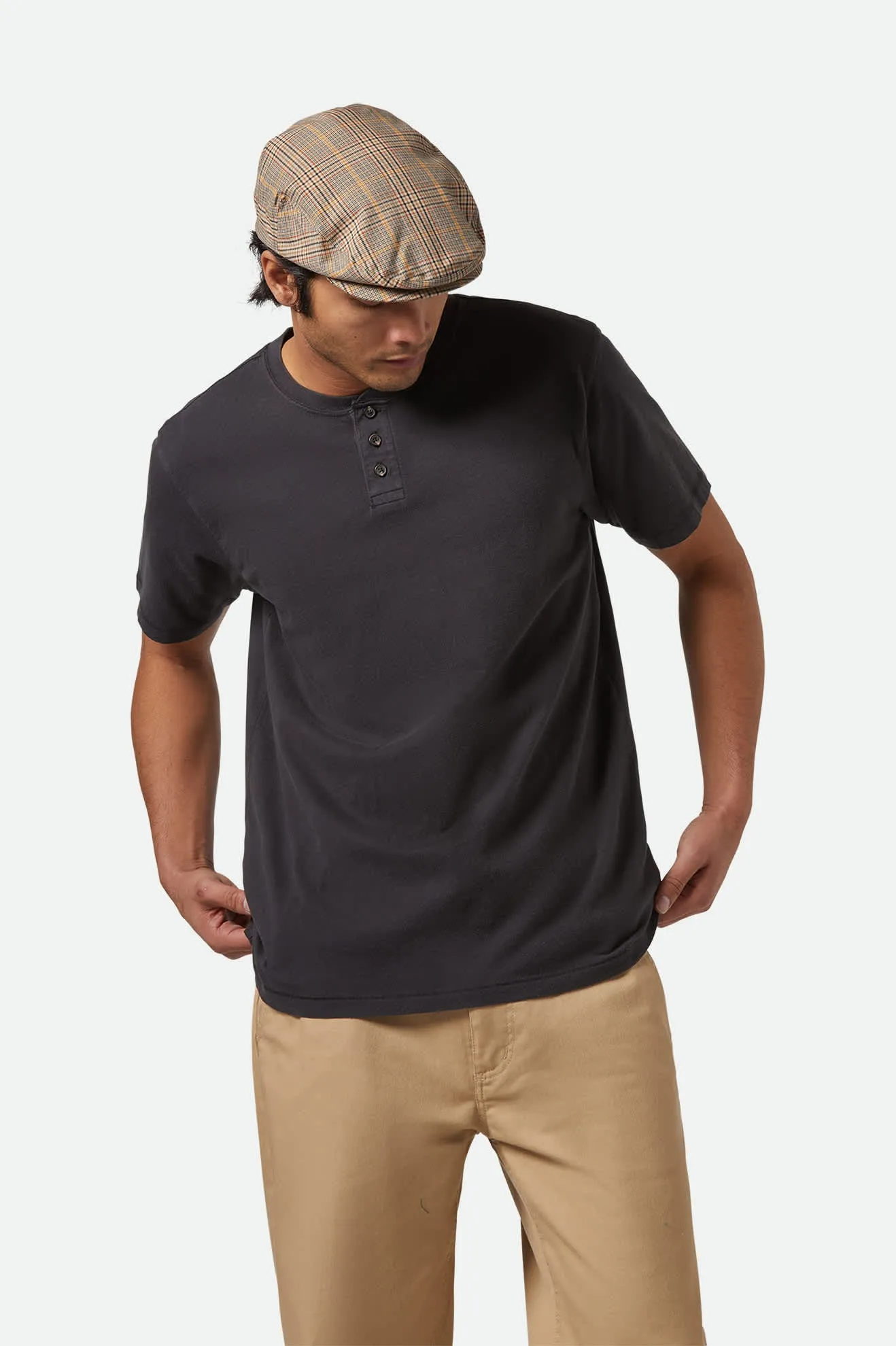Vintage Reserve S/S Henley - Black Sol Wash