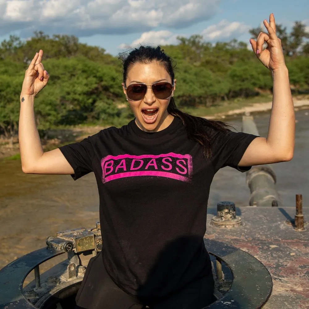 Women's Badass Boyfriend Fit T-Shirt - Black