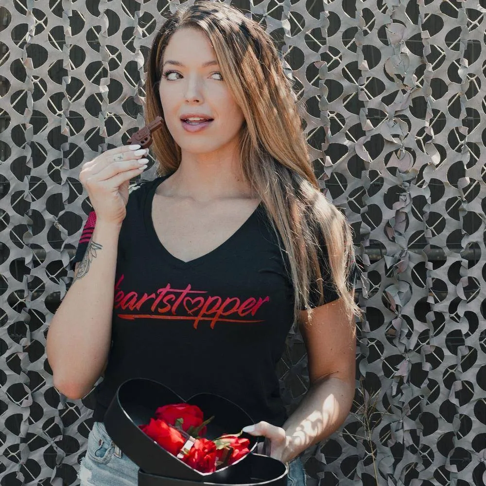 Women's Heartstopper V-Neck - Black